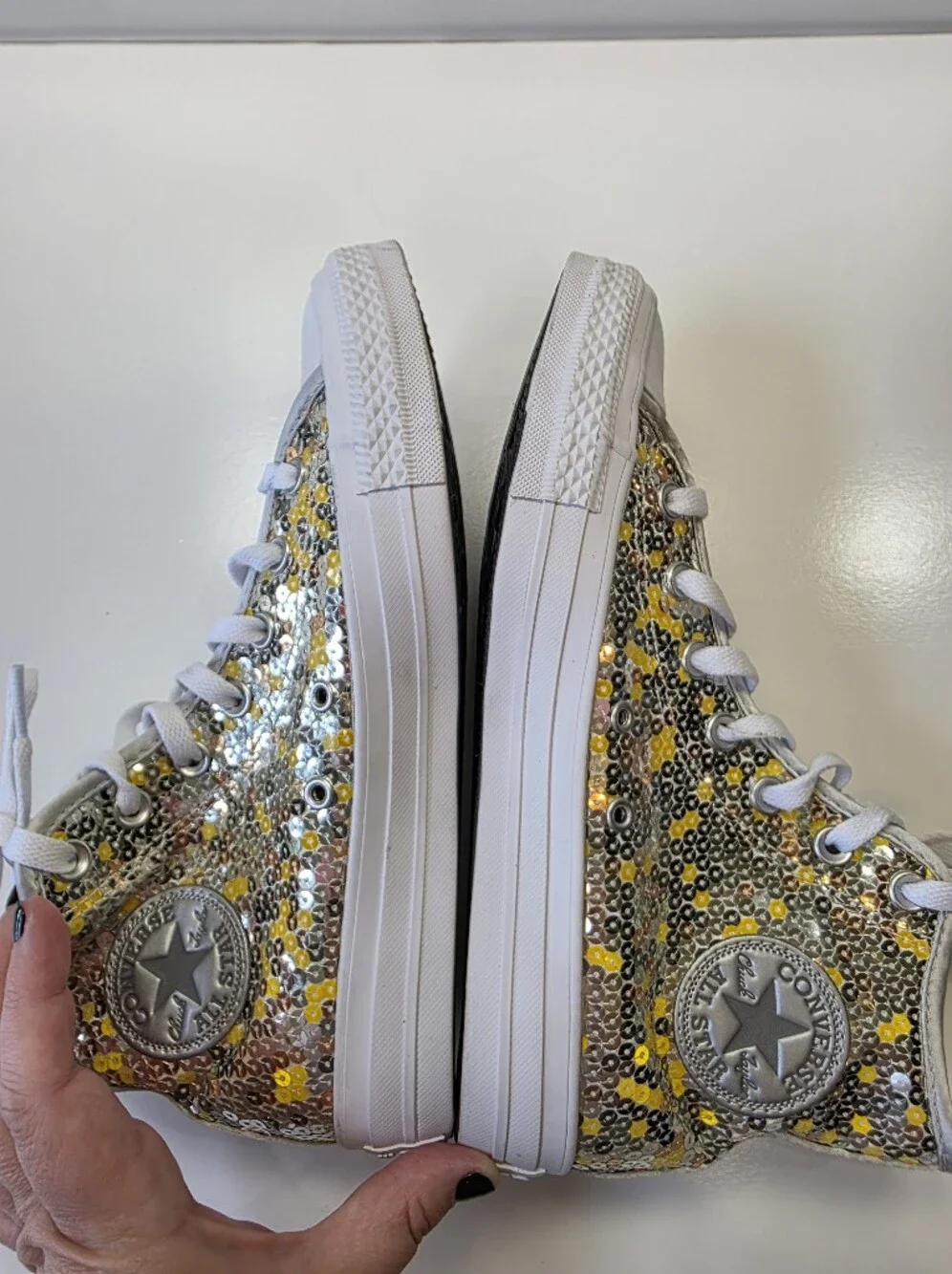 Converse Chuck Taylor All Star Sequin High Tops Women’s 8 Silver Gold